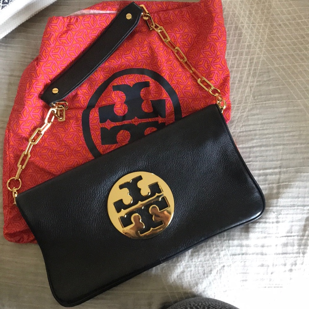 Beautiful black Tory Burch Bag with Gold Details